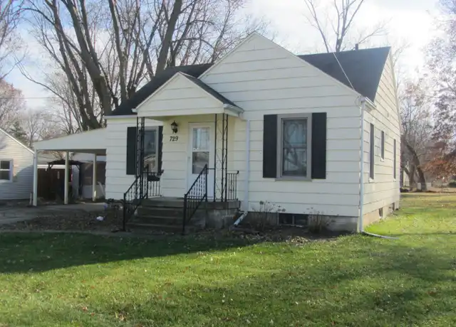 Property at 729 Dale St, Normal, IL, 61761, 2 beds, 2 baths, [object Object]