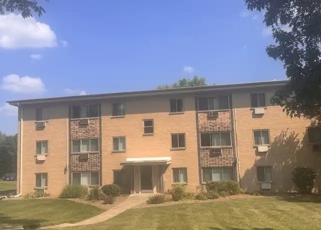 Property at 705 Strom Dr Unit 1D, West Dundee, IL, 60118, 1 bed, 1 bath, [object Object]