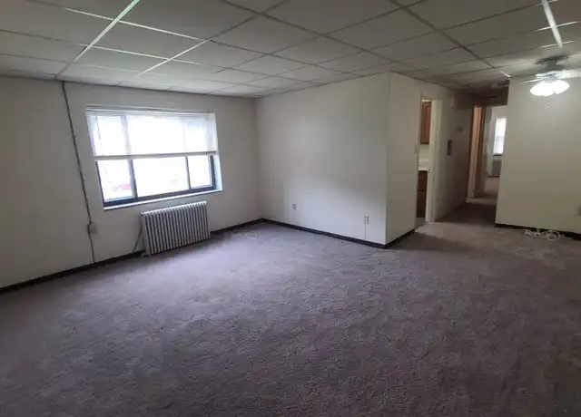 Property at 115 Abbeyville Rd Unit ABB B-15, Mt. Lebanon, PA, 15228, 1 bed, 1 bath, [object Object]