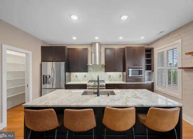 Property at 411 N Loudoun St #102, Winchester, VA, 22601, 2 beds, 2 baths, [object Object]