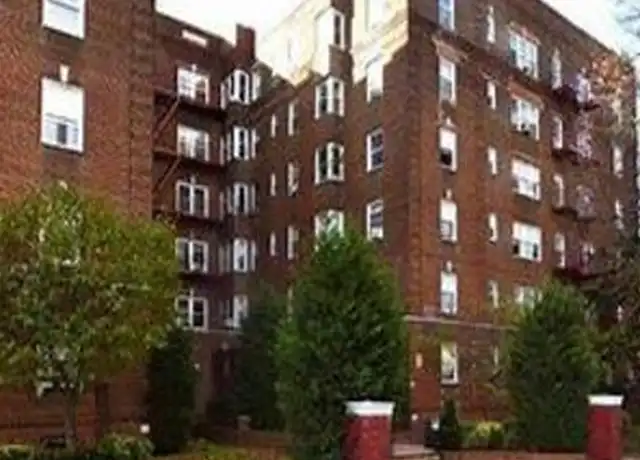 Property at 430 Ocean Pkwy, Brooklyn, NY, 11218, 1 bed, 1 bath, [object Object]