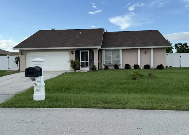 Property at 711 SW 36th St, Cape Coral, FL, 33914, 2 beds, 1 bath, [object Object]
