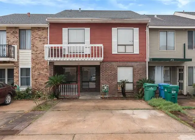 Property at 42 Stanton Hall Dr, Destrehan, LA, 70047, 3 beds, 2.5 baths, [object Object]