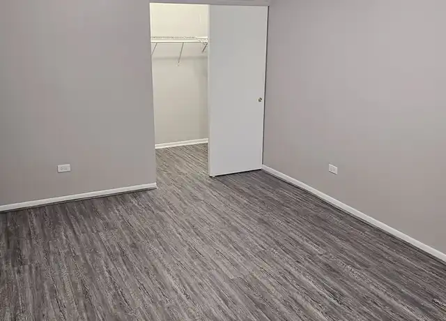 Property at 609 E Glenwood Lansing Rd Unit 609-201, Glenwood, IL, 60425, 2 beds, 1 bath, [object Object]