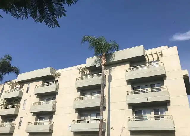 Property at 1250 N. June St. Los Angeles CA 90038 - 1250 N June St, Los Angeles, CA, 90038, 1 bed, 1 bath, Contact for Price