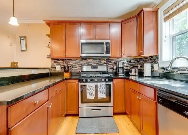Property at 6 Forest St #2, Roxbury, MA, 02119, 4 beds, 2 baths, [object Object]