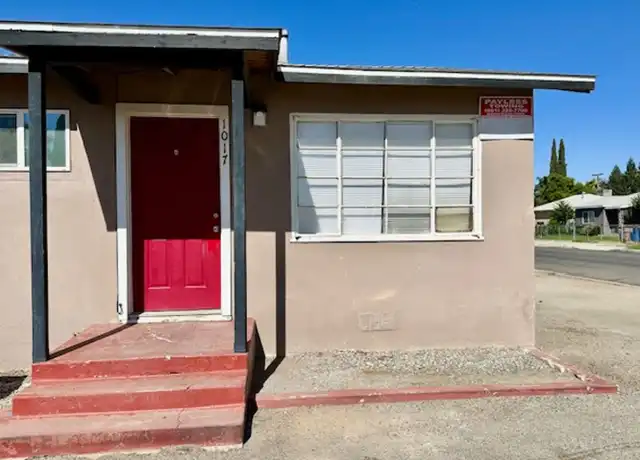 Property at 1017 El Tejon Ave Unit A, Bakersfield, CA, 93308, 1 bed, 1 bath, [object Object]