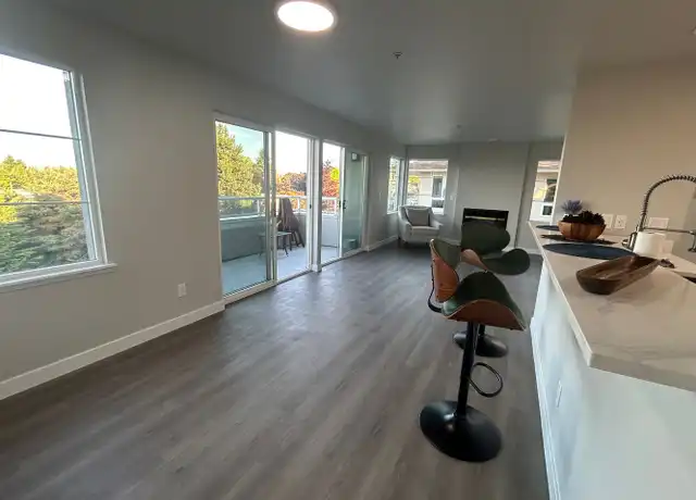 Property at 1519 California Ave SW Unit 402, Seattle, WA, 98116, 2 beds, 2 baths, [object Object]