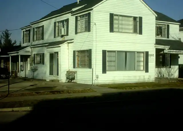 Property at 1332 Central Ave Unit 6, Barboursville, WV, 25504, 1 bed, 1 bath, [object Object]