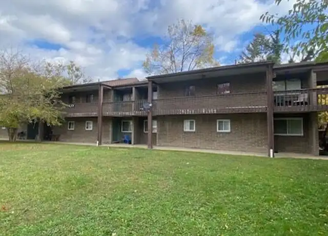 Property at 335 The Brooklands Unit 1, Akron, OH, 44305, 1 bed, 1 bath, [object Object]