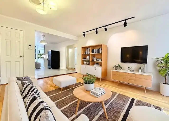Property at 10217 64th Rd Unit 3E, Forest Hills, NY, 11375, 1 bed, 1 bath, [object Object]