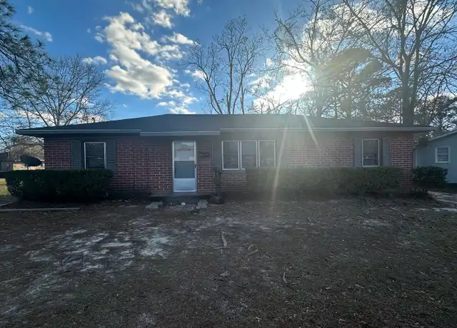 Property at 905 E 5th St, Vidalia, GA, 30474, 3 beds, 1 bath, [object Object]