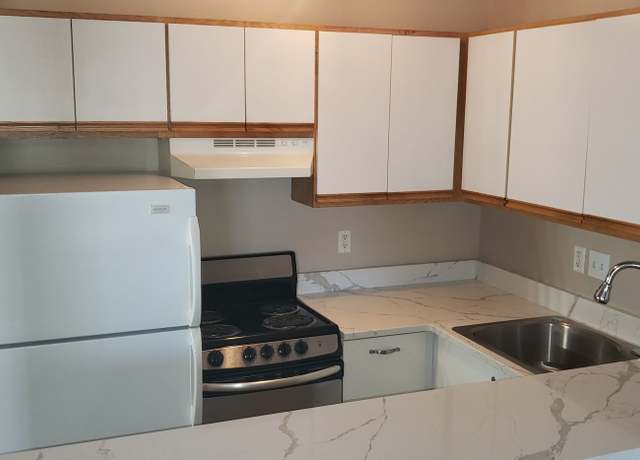 Photo of 250 Tucker Ave #13, Friday Harbor, WA 98250