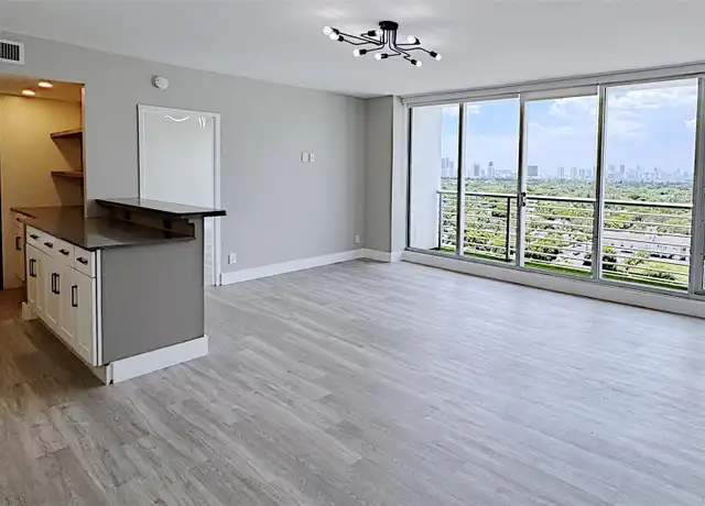 Property at 1720 Harrison St Unit 14B, Hollywood, FL, 33020, 1 bed, 2 baths, [object Object]