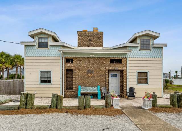 Photo of 1402 Via de Luna Dr, Gulf Breeze, FL 32561