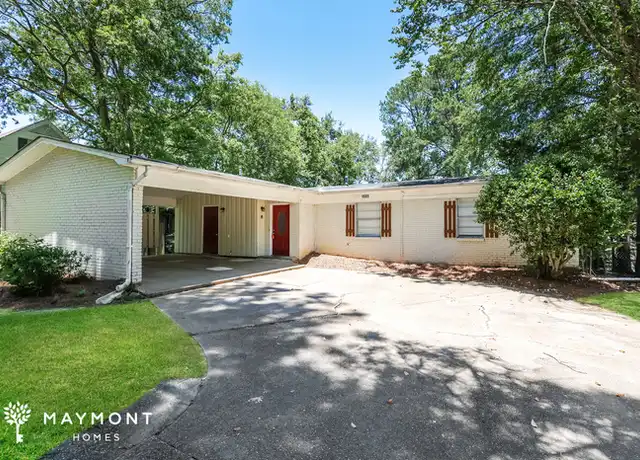 Property at 1005 Amherst St, Clinton, MS, 39056, 3 beds, 2 baths, [object Object]