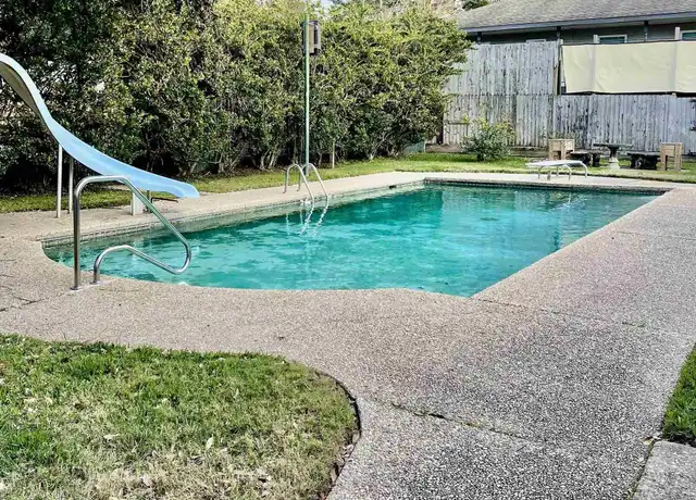 Property at 232 Duplantier Blvd, Baton Rouge, LA, 70808, 2 beds, 2 baths, [object Object]