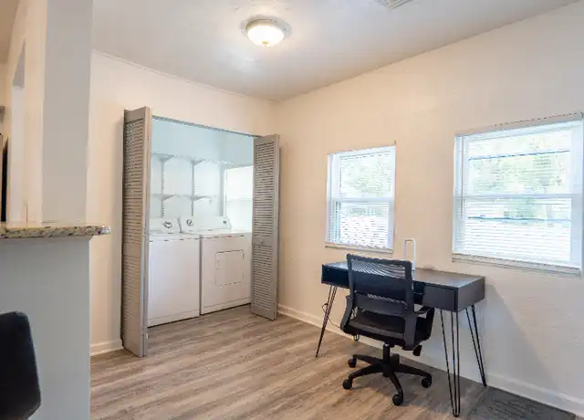 Property at 2008 Page Ave Unit 1, Orlando, FL, 32806, 2 beds, 1 bath, [object Object]