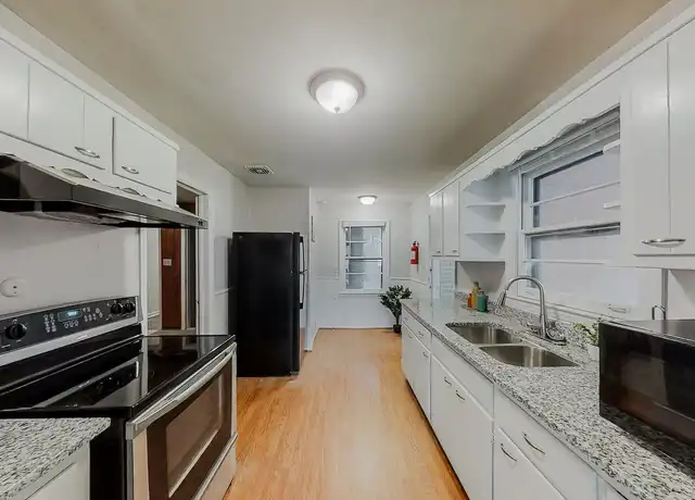 Property at 4079 Scott Dr, Forest Park, GA, 30297, 1 bed, 1 bath, [object Object]