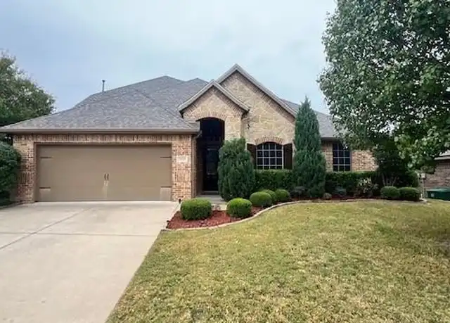 Property at 11129 Castle Oak Ln, Fort Worth, TX, 76108, 3 beds, 2.5 baths, [object Object]