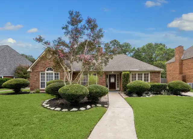 Property at 15974 Knolls Lodge Dr, Houston, TX, 77095, 4 beds, 2 baths, [object Object]
