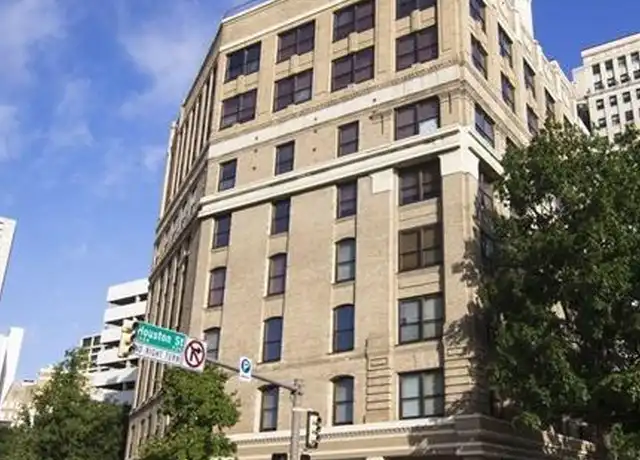 Property at 910 Houston St #301, Fort Worth, TX, 76102, 1 bed, 1 bath, [object Object]