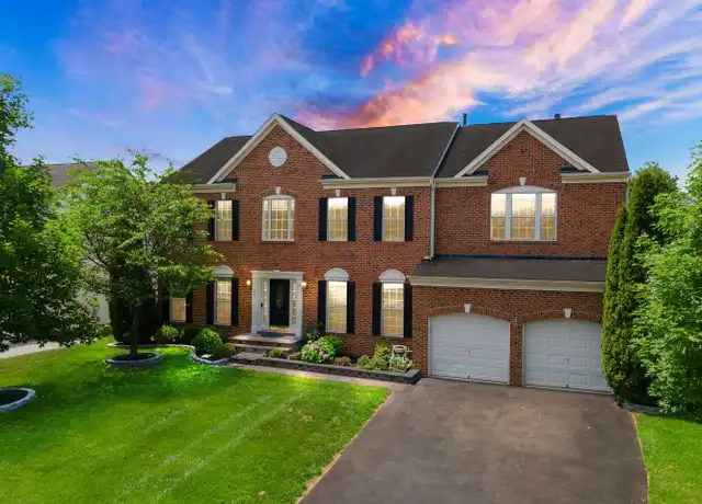 Property at 243 Mindy Ct SE, Leesburg, VA, 20175, 6 beds, 5 baths, [object Object]