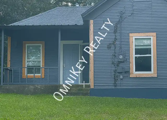 Property at 2222 W Bond St, Denison, TX, 75020, 2 beds, 1 bath, [object Object]
