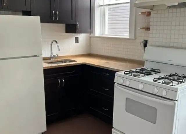 Property at 141 Franklin Ave Unit 2, Nutley, NJ, 07110, 2 beds, 1 bath, [object Object]