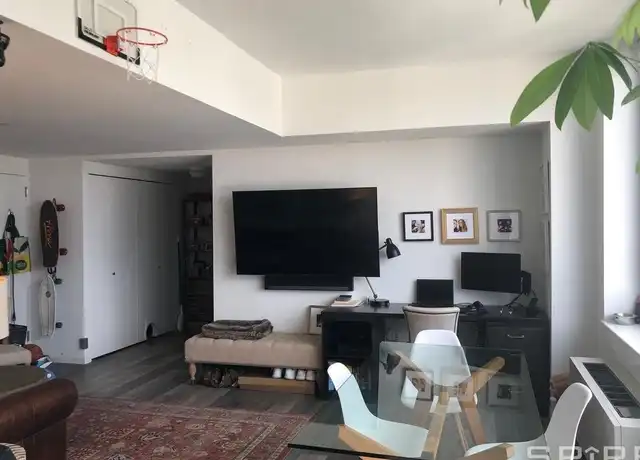 Property at 229 Chrystie St Ph 19, New York, NY, 10002, 1 bed, 1 bath, [object Object]