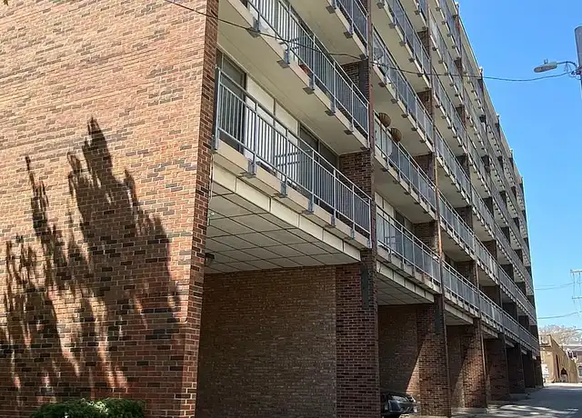 Property at 2340 N Commonwealth Ave, Chicago, IL, 60614, 1 bed, 1 bath, [object Object]