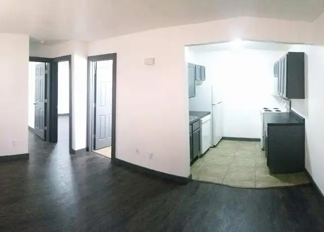 Property at 421 10th St N #1, La Crosse, WI, 54601, 2 beds, 1 bath, [object Object]