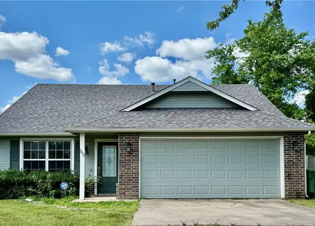 Property at 2313 W Beech St, Rogers, AR, 72756, 3 beds, 2 baths, [object Object]