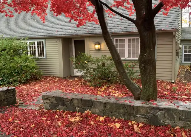 Property at 72 Benedict Rd, Bethel, CT, 06801, 3 beds, 1 bath, [object Object]