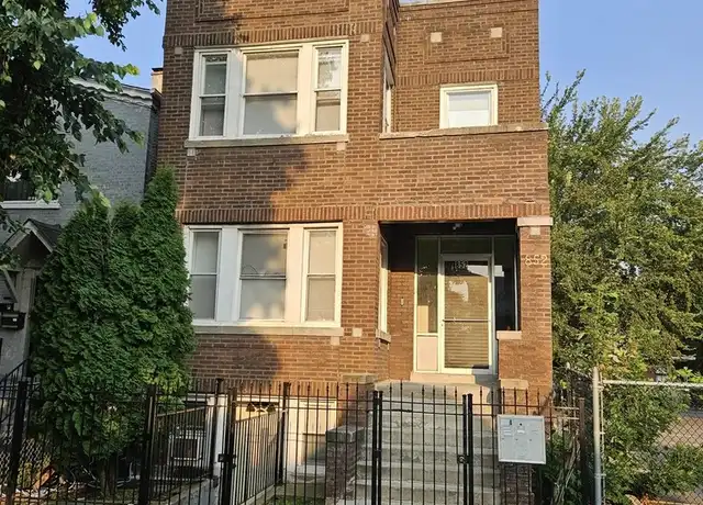 Property at 852 N Central Park Ave Unit 2, Chicago, IL, 60651, 4 beds, 1 bath, [object Object]