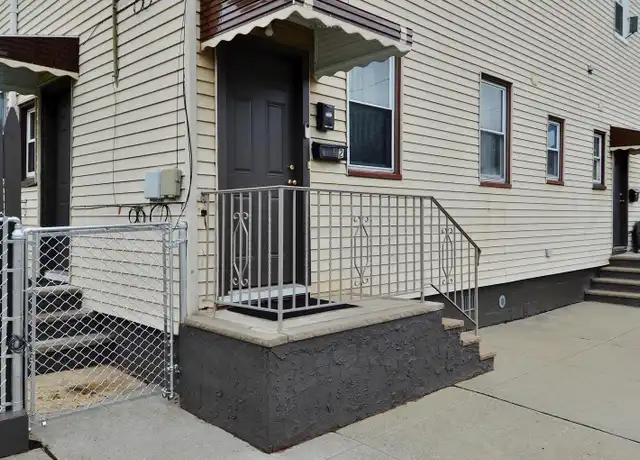 Property at 92 E 21st St, Bayonne, NJ, 07002, 4 beds, 1 bath, [object Object]