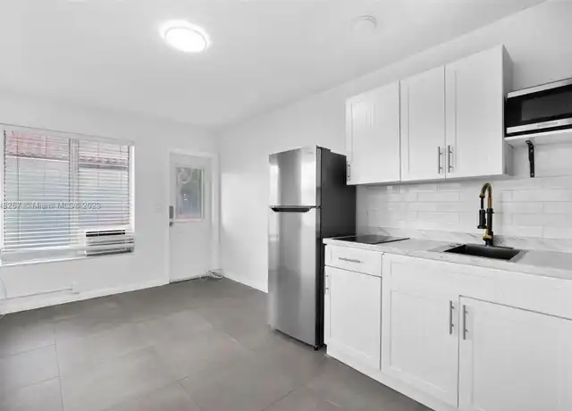 Property at 2822 Pine Tree Dr Unit 8, Miami Beach, FL, 33140, 0 beds, 1 bath, [object Object]