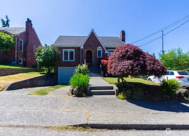 Property at 507 NE 91st St, Seattle, WA, 98115, 5 beds, 4 baths, [object Object]