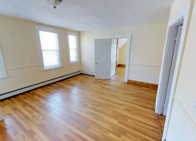 Property at 237 Belmont St Unit 3, Brockton, MA, 02301, 2 beds, 1 bath, [object Object]