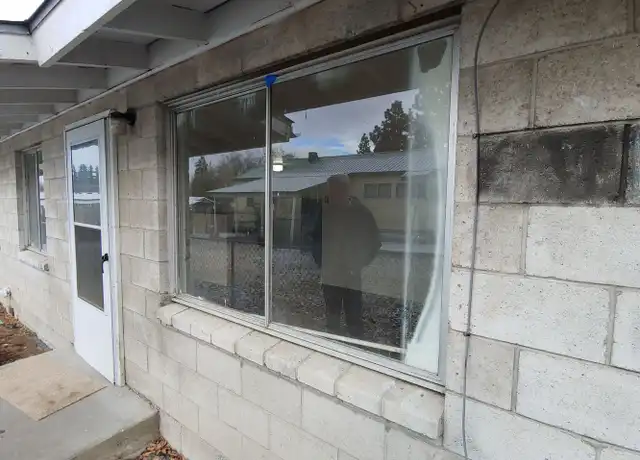 Property at 1820 Fargo St Unit 1820, Klamath Falls, OR, 97603, 1 bed, 1 bath, [object Object]