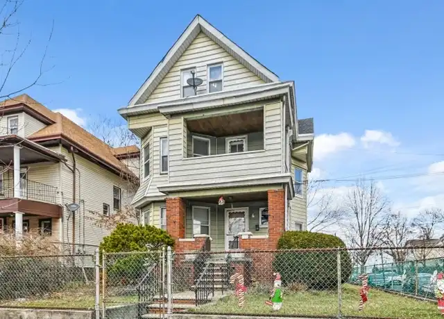 Property at 129 17th Ave Unit 2-2, Paterson, NJ, 07513, 3 beds, 2 baths, [object Object]