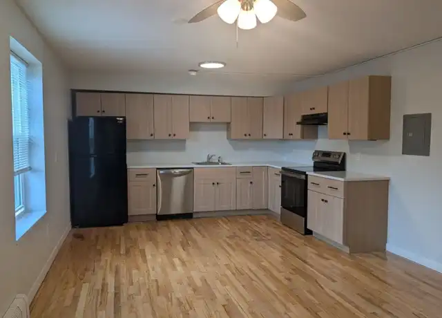 Property at 444 Woodward Rd #20, North Providence, RI, 02904, 1 bed, 1 bath, [object Object]