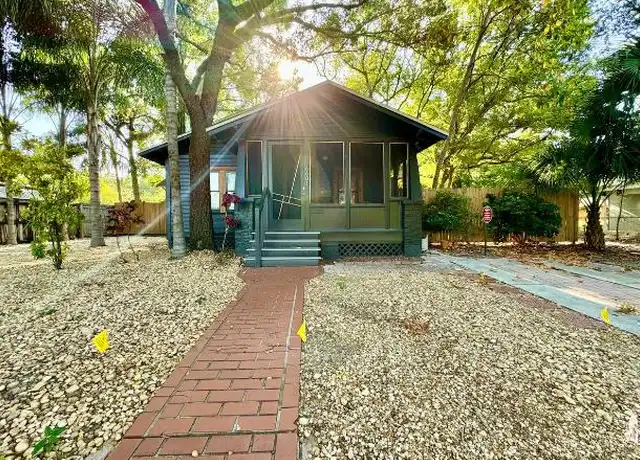 Property at 6601 N Navin Ave, Tampa, FL, 33604, 2 beds, 2 baths, [object Object]
