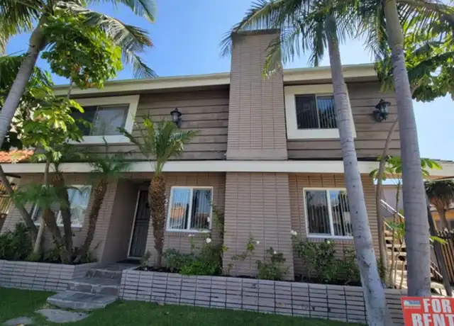 Property at 12152 Grevillea Ave Unit D, Hawthorne, CA, 90250, 2 beds, 1.5 baths, [object Object]