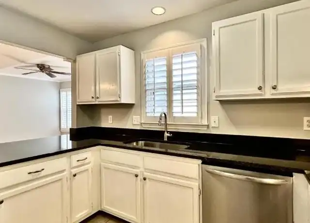 Property at 3224 Selwyn Farms Ln, Charlotte, NC, 28209, 2 beds, 2 baths, [object Object]