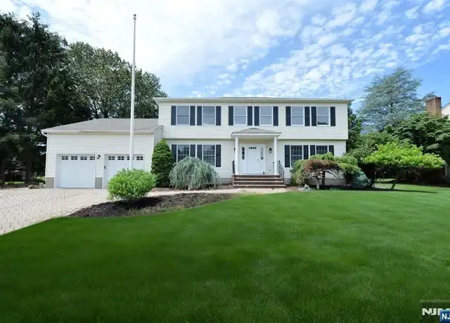 Property at 6 Meester St, Mahwah, NJ, 07430, 5 beds, 3 baths, [object Object]