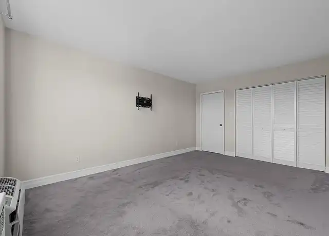 Property at 6820 Selfridge St, Forest Hills, NY, 11375, 1 bed, 1 bath, [object Object]
