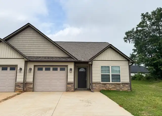 Property at 335 Flat Cove Rd, Spartanburg, SC, 29303, 3 beds, 2 baths, [object Object]