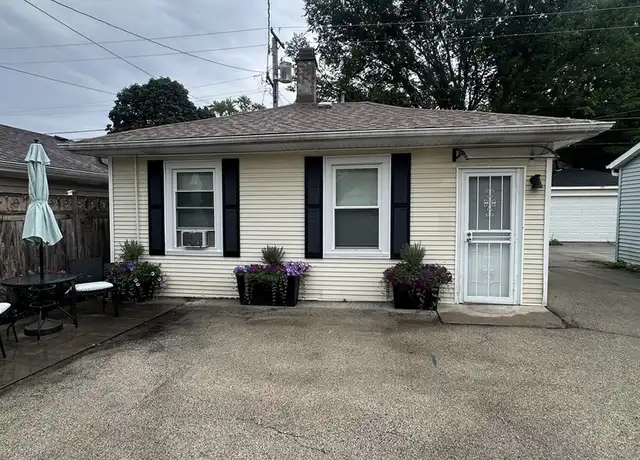 Property at 144 Lathrop Ave, Forest Park, IL, 60130, 1 bed, 1 bath, [object Object]