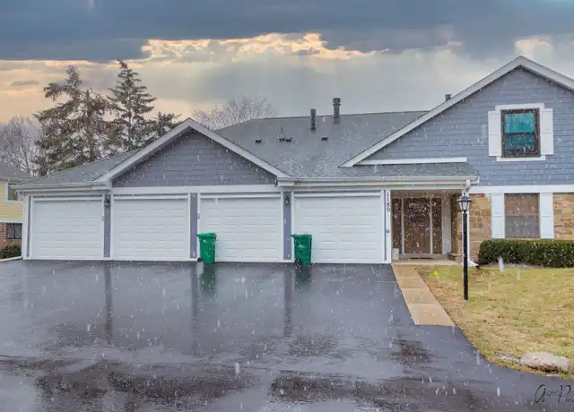 Property at 1180 Silverwood Ct Unit B1, Wheeling, IL, 60090, 2 beds, 2 baths, [object Object]